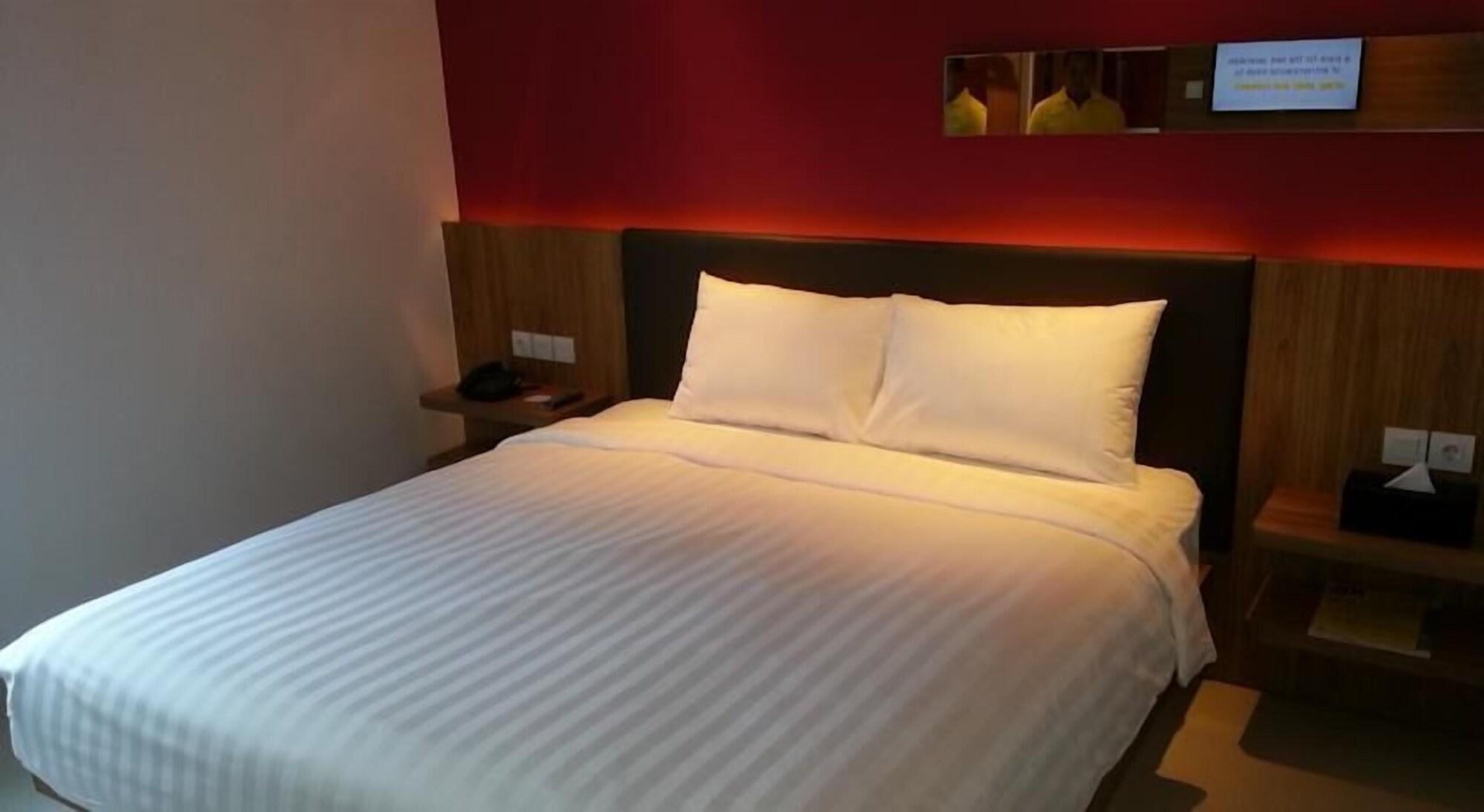 Zoom Smart Hotel Jemursari Surabaja Zewnętrze zdjęcie
