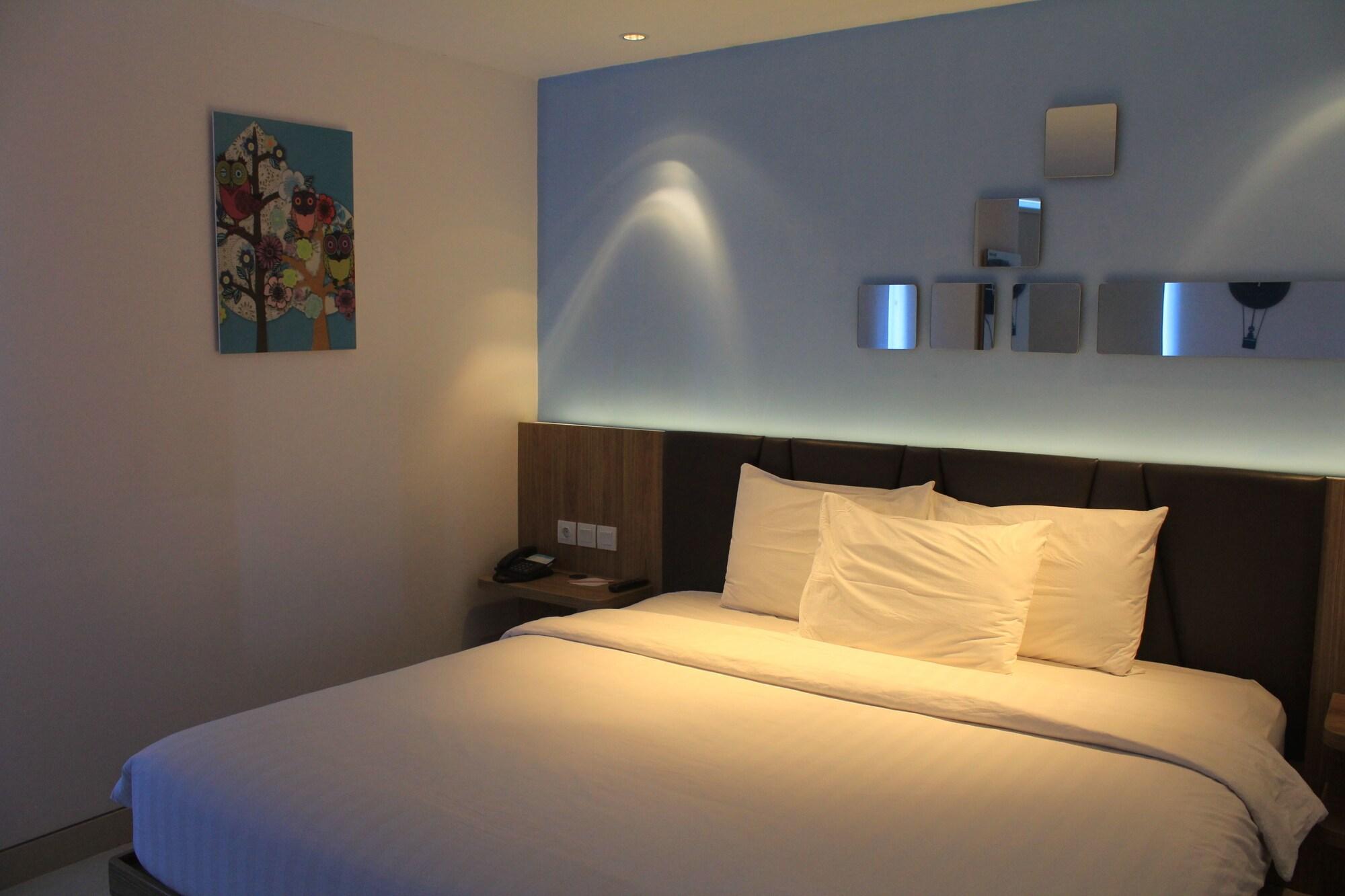 Zoom Smart Hotel Jemursari Surabaja Zewnętrze zdjęcie